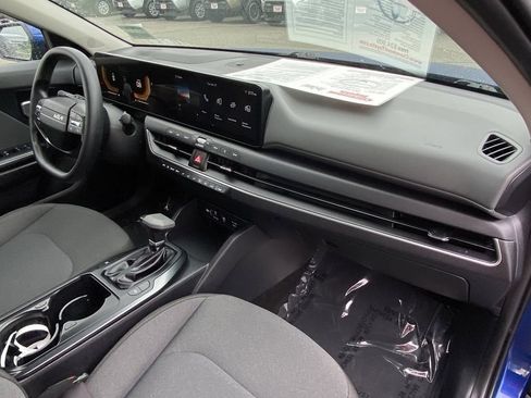 Used 2025 Kia K4 FWD image 17