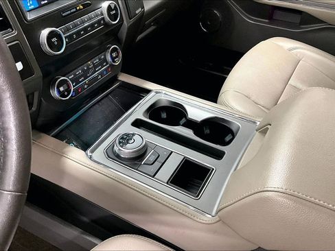 Used 2019 Ford Expedition XLT w/ Equipment Group 202A image 17