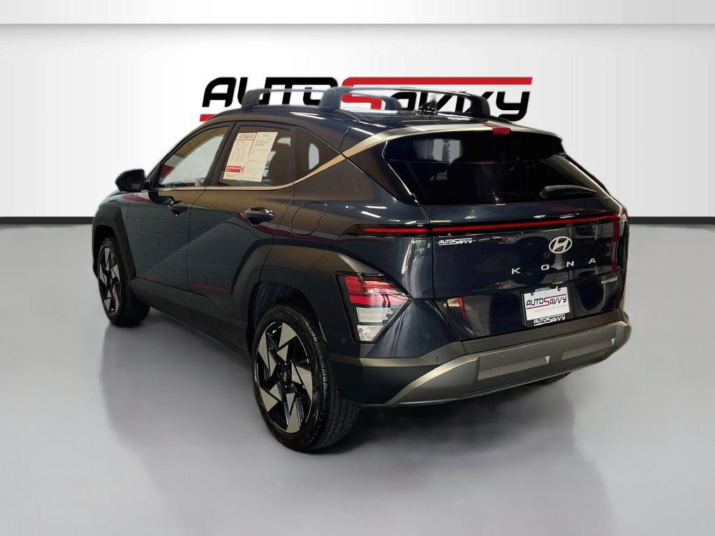 Used 2025 Hyundai Kona Limited AWD/4WD image 5