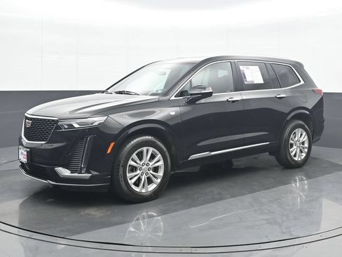 Used 2023 Cadillac XT6 Luxury AWD/4WD image 2