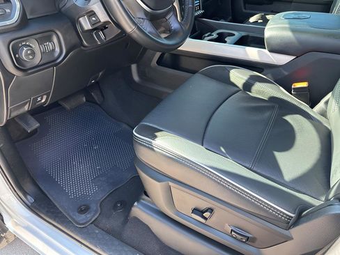 Used 2024 RAM 3500 Laramie image 26