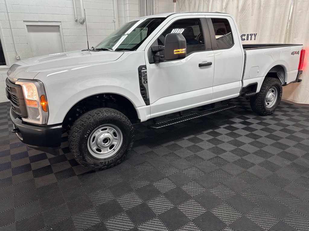 Used 2026 Ford F250 XL w/ XL Off-Road Package AWD/4WD image 5