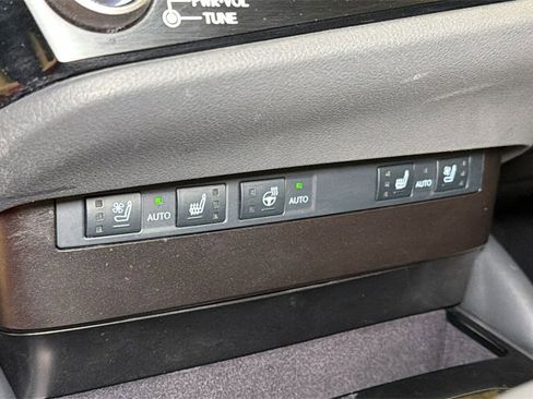 Certified 2024 Lexus ES 350 w/ Premium Package image 30