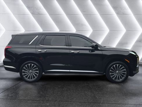 Used 2025 Hyundai Palisade Calligraphy AWD/4WD image 6