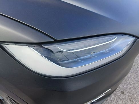 Used 2017 Tesla Model X 100D image 19