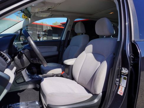 Used 2017 Subaru Forester 2.5i Premium image 20