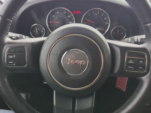 Used 2013 Jeep Wrangler Sport image 15