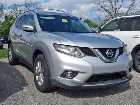 Used 2016 Nissan Rogue SV image 1