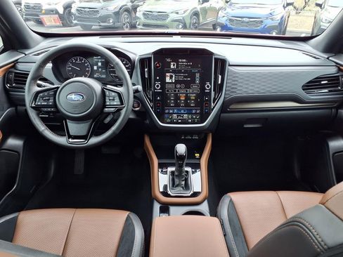 Used 2025 Subaru Forester Touring w/ Protection Package image 2