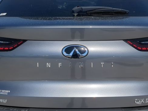 Used 2023 INFINITI QX55 Essential AWD/4WD image 14