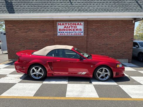 Used 2000 Ford Mustang GT RWD image 36