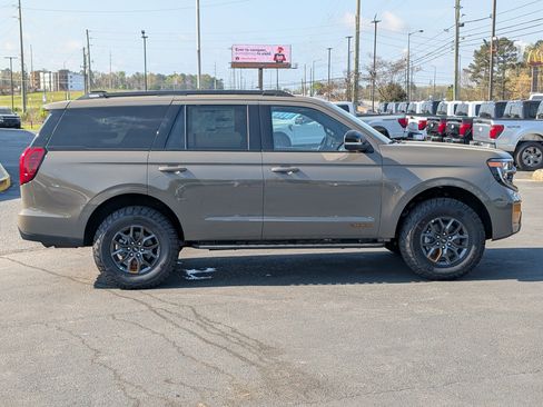New 2026 Ford Expedition Tremor image 8