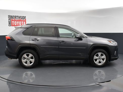 Used 2020 Toyota RAV4 XLE image 5
