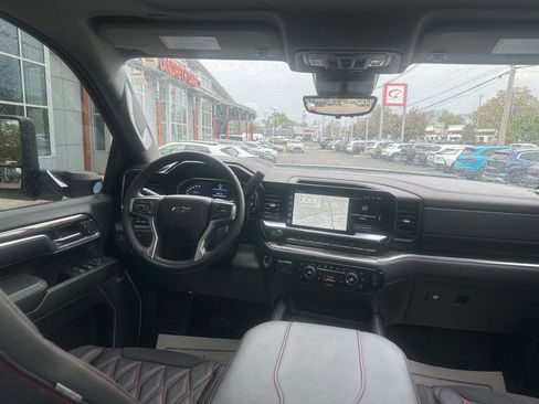 Used 2025 Chevrolet Silverado 2500 LTZ w/ Trail Boss Package image 26