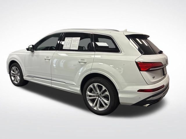 Used 2025 Audi Q7 3.0T Premium Plus AWD/4WD image 3