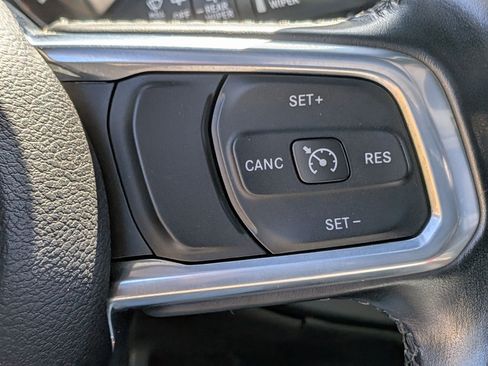 Used 2021 Jeep Wrangler Unlimited Sahara image 21