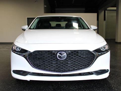 Used 2021 MAZDA MAZDA3 s FWD image 7