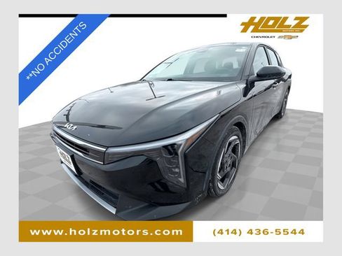 Used 2025 Kia K4 EX image 1