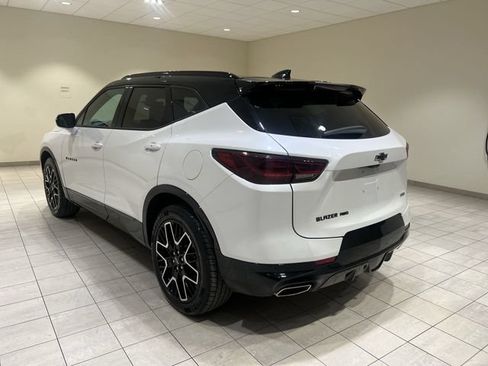 Used 2023 Chevrolet Blazer RS w/ Driver Confidence II Package AWD/4WD image 3
