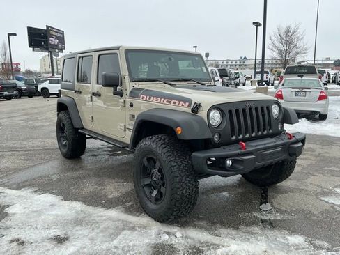 Used 2017 Jeep Wrangler Unlimited Rubicon image 2