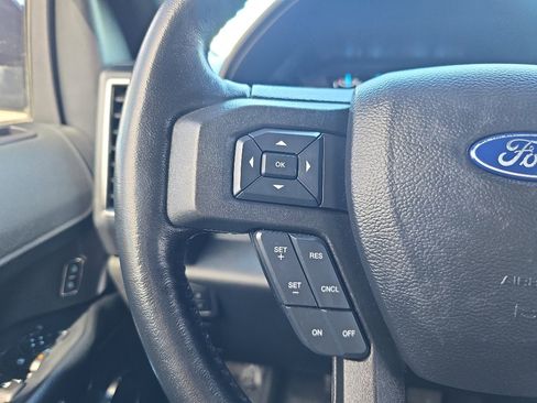 Used 2021 Ford Expedition XL image 22