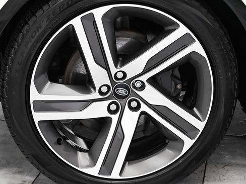 Used 2023 Land Rover Discovery HSE R-Dynamic image 7