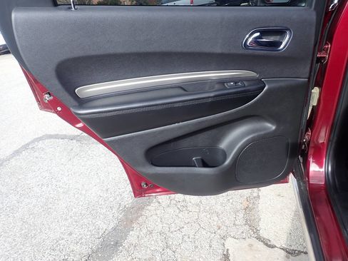 Used 2018 Dodge Durango SXT w/ 3rd Row Seating Group AWD/4WD image 15