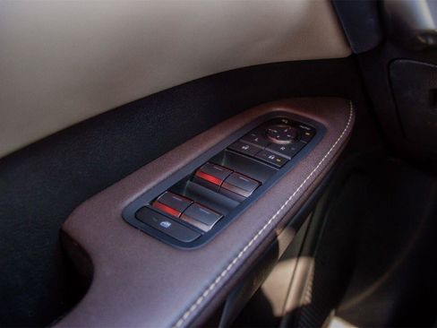 Used 2025 Lexus RX 350 FWD w/ Convenience Package image 21