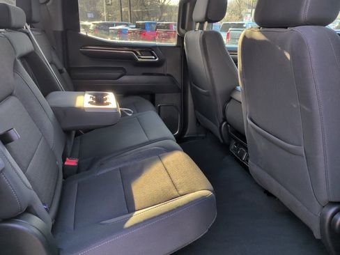 Used 2024 GMC Sierra 1500 Elevation image 10