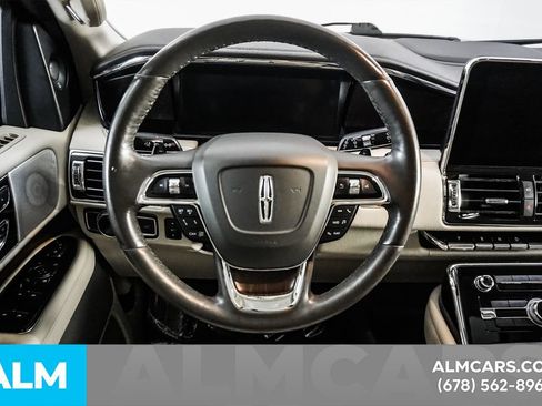 Used 2021 Lincoln Navigator Reserve w/ Luxury Package AWD/4WD image 21