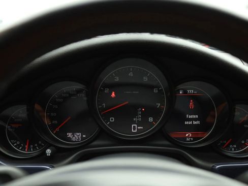 Used 2013 Porsche Panamera 4 Platinum Edition image 24
