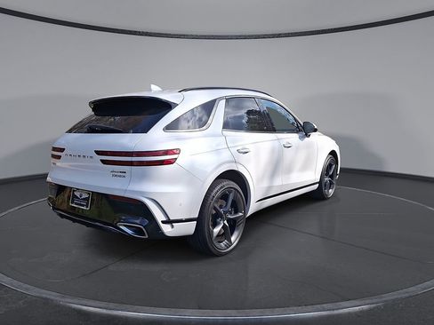 Certified 2026 Genesis GV70 3.5T Sport Prestige image 25