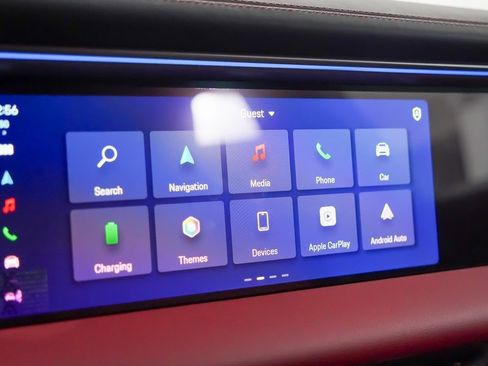 New 2025 Porsche Macan 4S Electric image 31