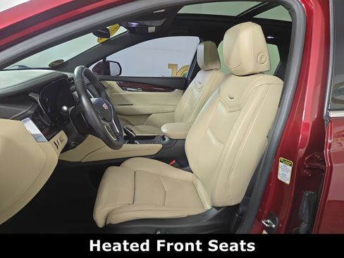 Used 2017 Cadillac XT5 Luxury w/ Driver Awareness Package image 12