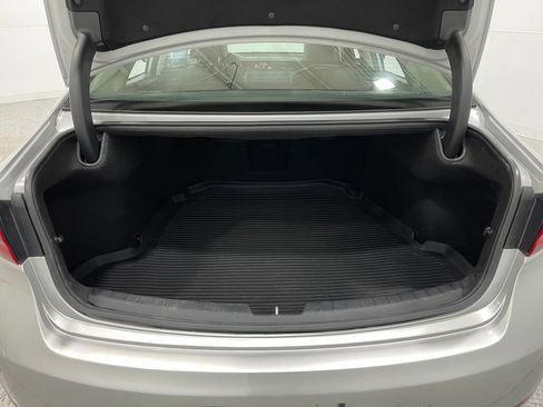 Used 2018 Kia Cadenza Technology image 27