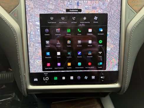 Used 2021 Tesla Model X Long Range AWD/4WD image 17