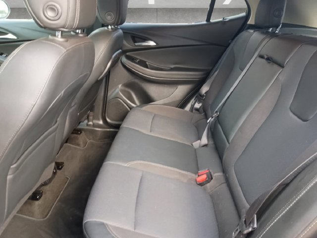 Used 2022 Buick Encore GX Select FWD image 22