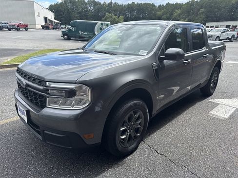 Used 2023 Ford Maverick XLT w/ Equipment Group 300A Standard image 3