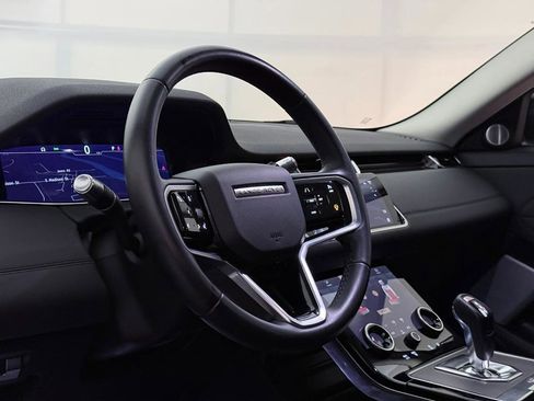 Used 2022 Land Rover Range Rover Evoque SE image 19