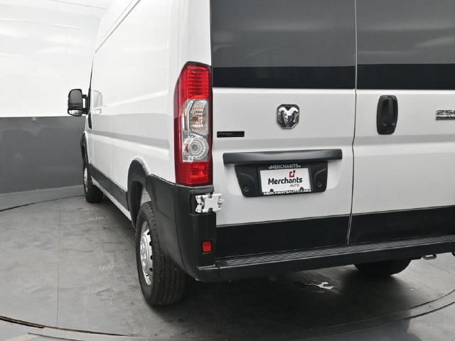 Used 2023 RAM ProMaster 2500 FWD image 5