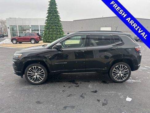 Used 2022 Jeep Compass Limited w/ Elite Group image 14