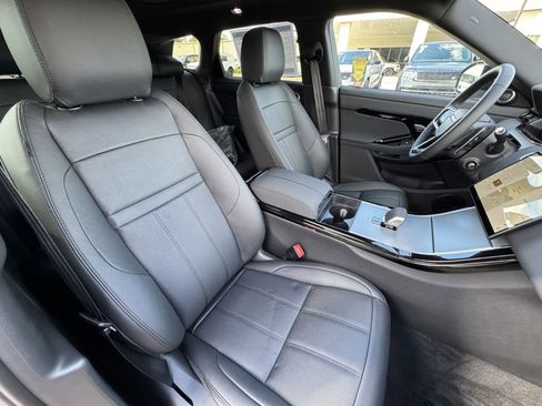 Used 2025 Land Rover Range Rover Evoque S image 20