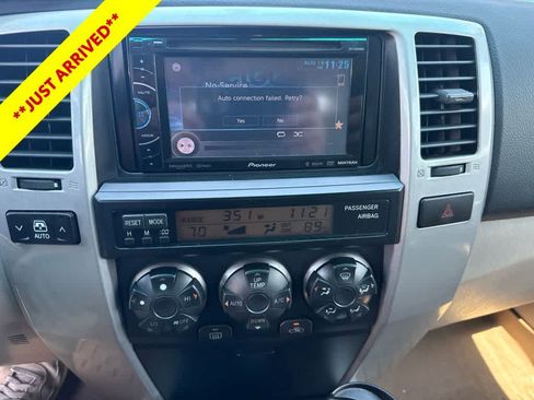 Used 2006 Toyota 4Runner SR5 RWD image 3