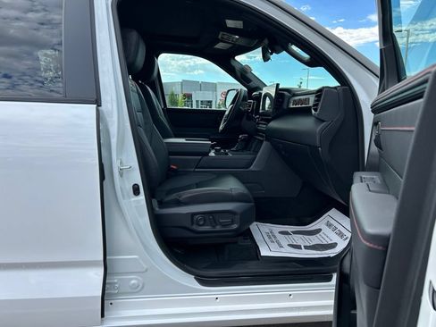 Used 2025 Toyota Tundra TRD Pro AWD/4WD image 12