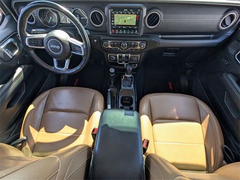 Used 2022 Jeep Wrangler Unlimited Sahara w/ Cold Weather Group image 10