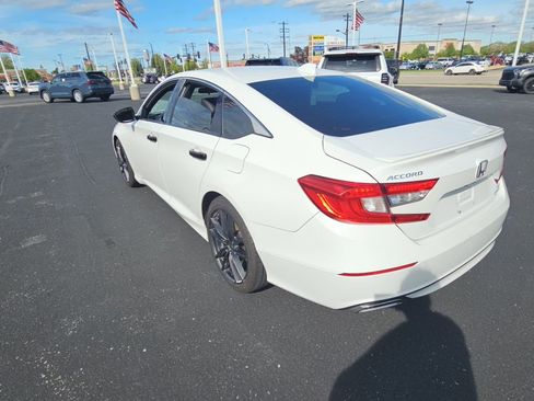 Used 2019 Honda Accord Sport image 5
