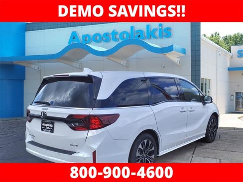 New 2025 Honda Odyssey Elite image 3