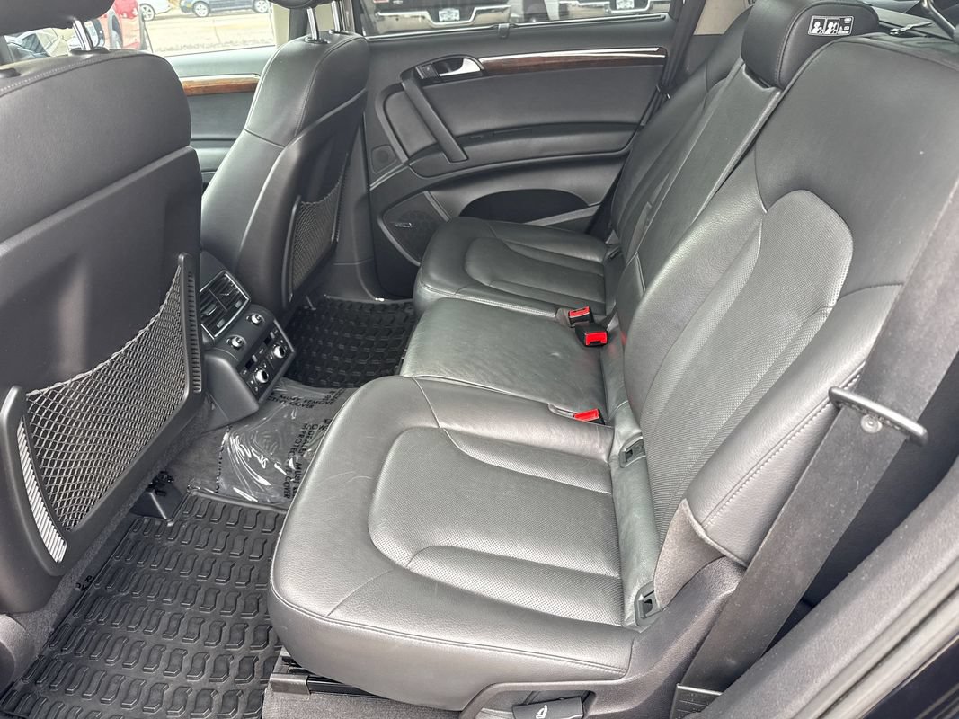 Used 2011 Audi Q7 3.0T S line Prestige AWD/4WD image 30