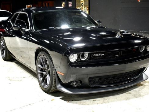 Used 2020 Dodge Challenger R/T Scat Pack w/ Plus Package image 11