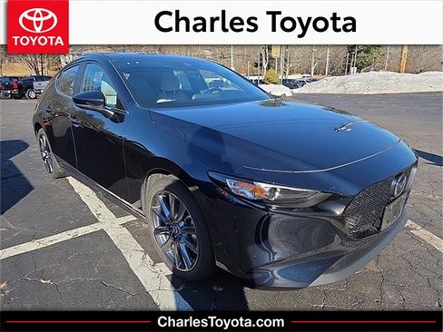 Used 2021 MAZDA MAZDA3 s image 1